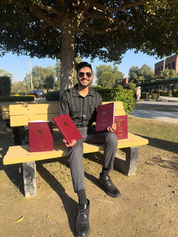 Zia Zulfiqar degrees